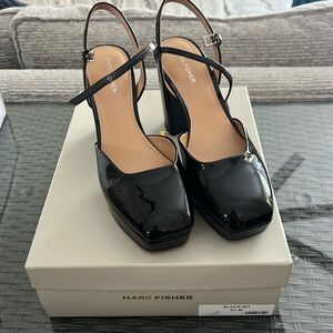 Marc fisher platform heel